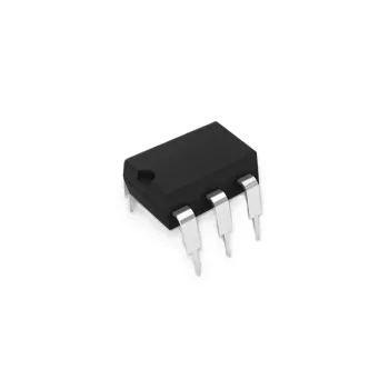 4N25 Optocoupler IC in DIP Package