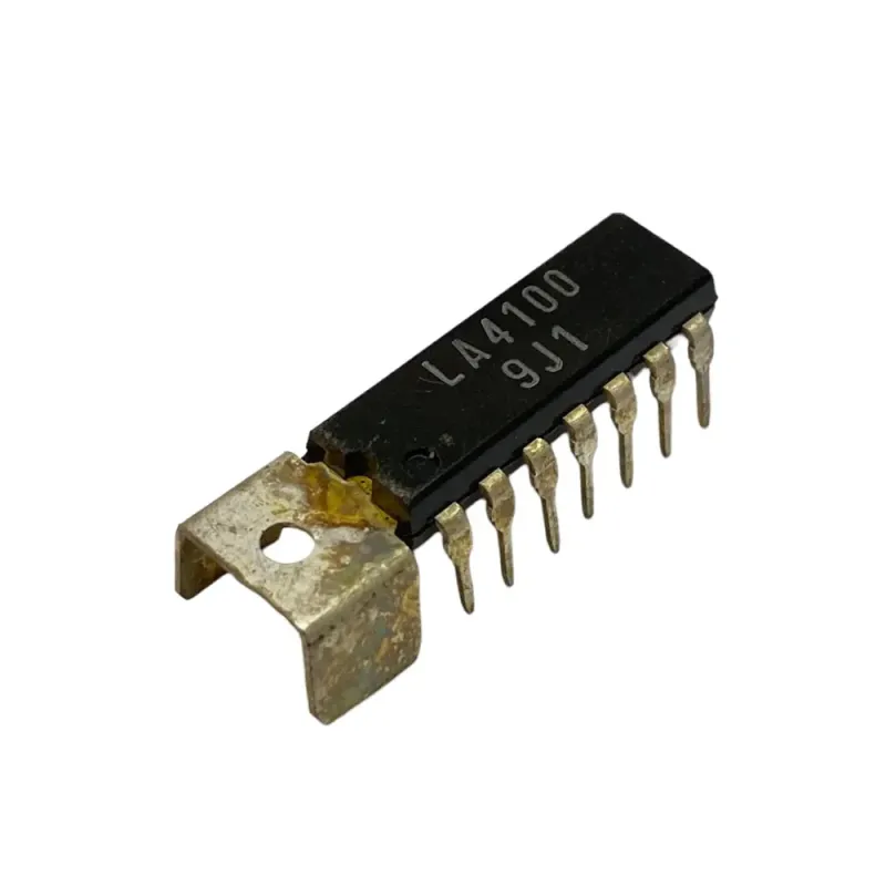 Original Integrated Circuit LA4100 Original Integrated Circuit LA4100