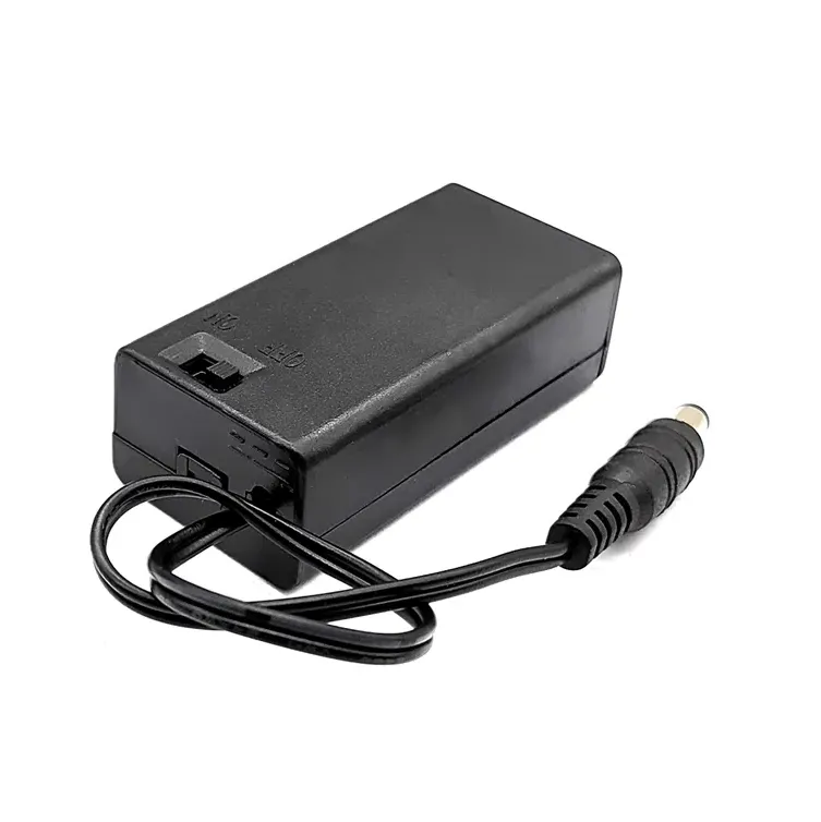 Cutie de Baterii 9V cu Mufă DC Masculină de 5,5 mm x2,1 mm Cutie de Baterii 9V cu Mufă DC Masculină de 5,5 mm x2,1 mm